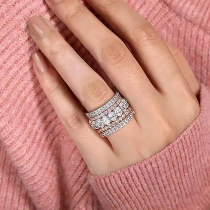 Huitan Noble Elegant Wide Rings for Women Chic Bright Fashion Dazzling Cubic Zirconia Accessories Charms Delicate Party Jewelry